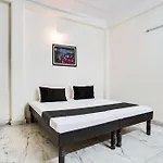 Hotel O Vishnu House