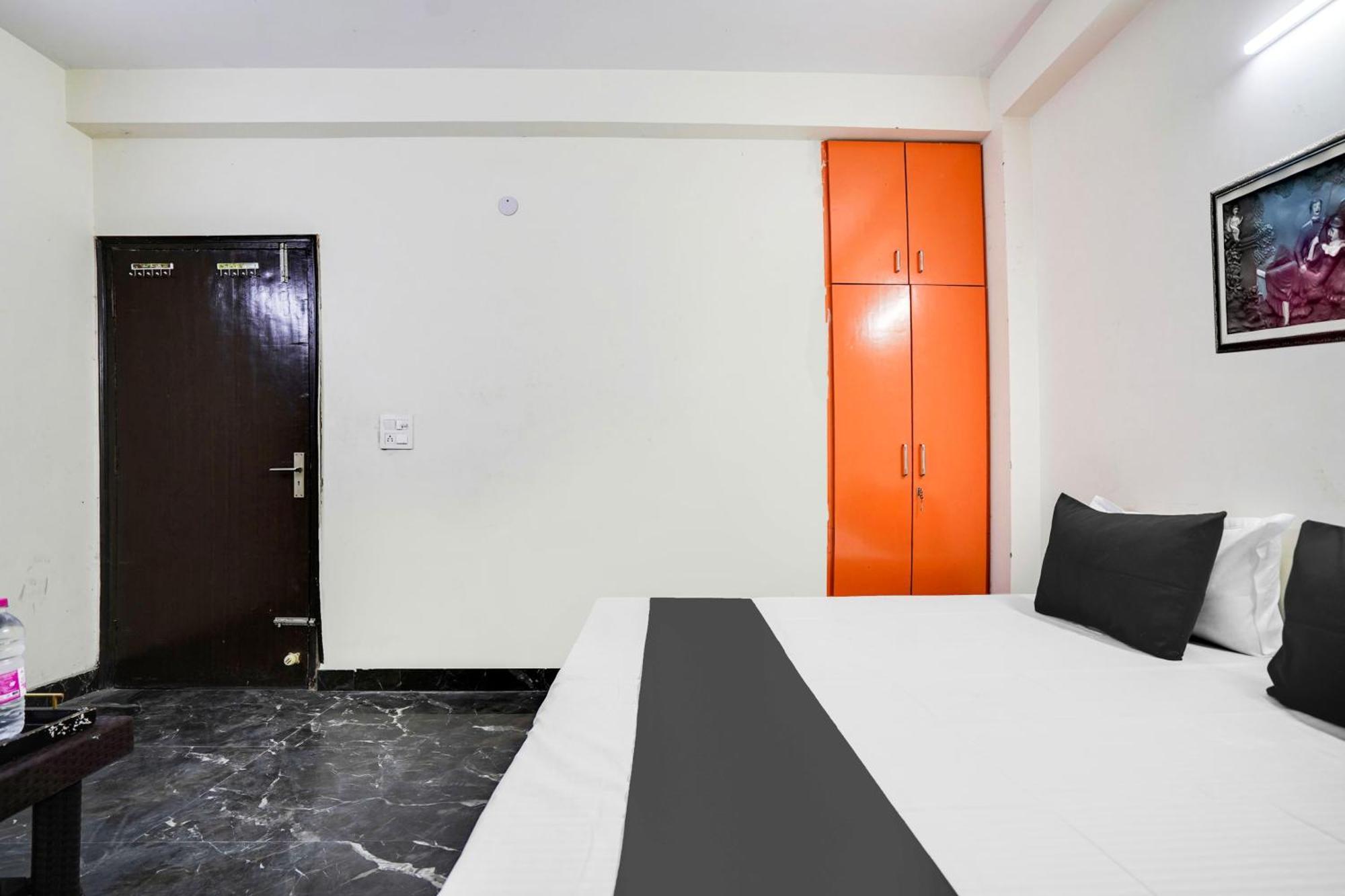 O Vishnu House Hotel
