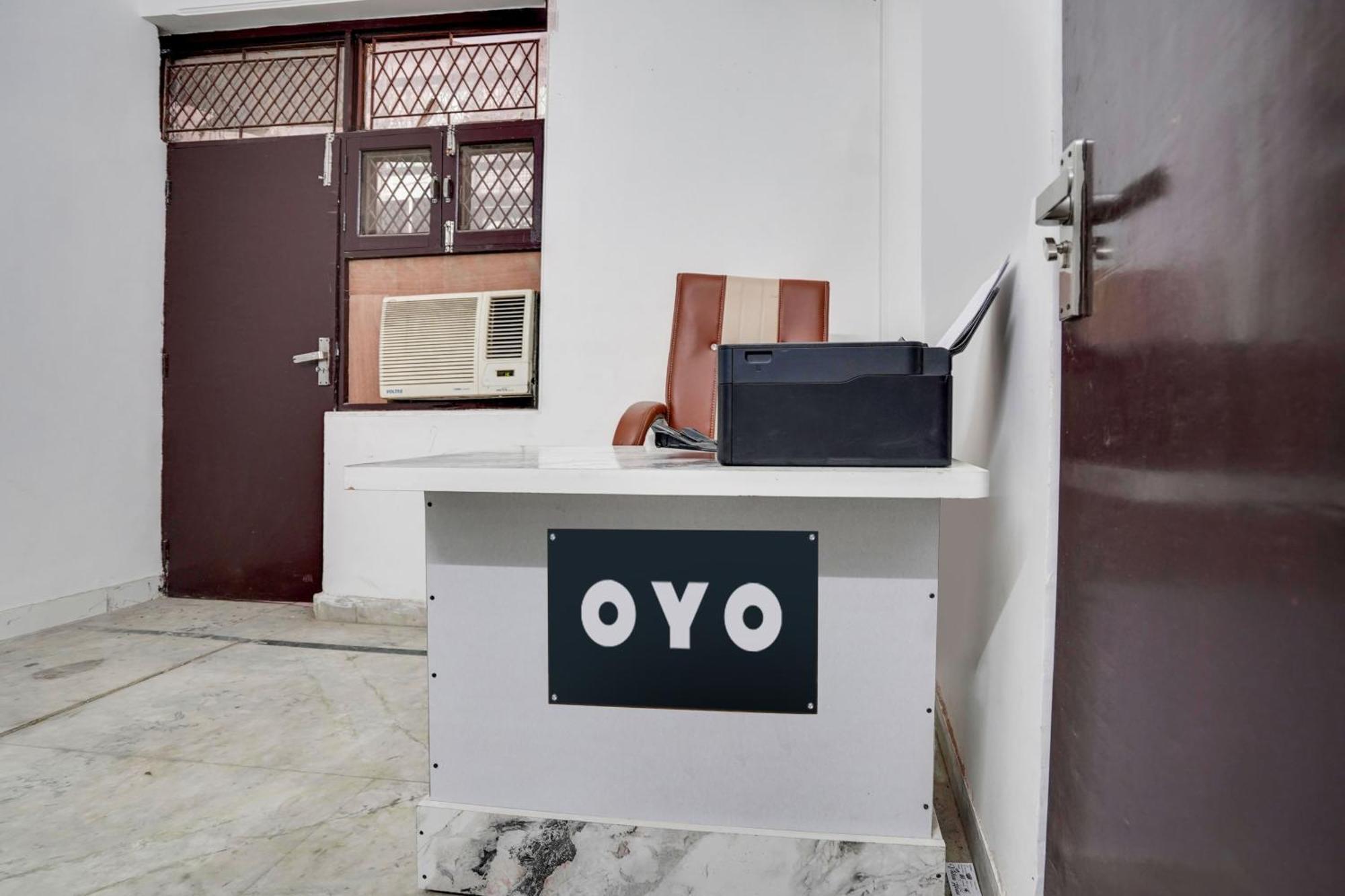 O Vishnu House Hotel New Delhi