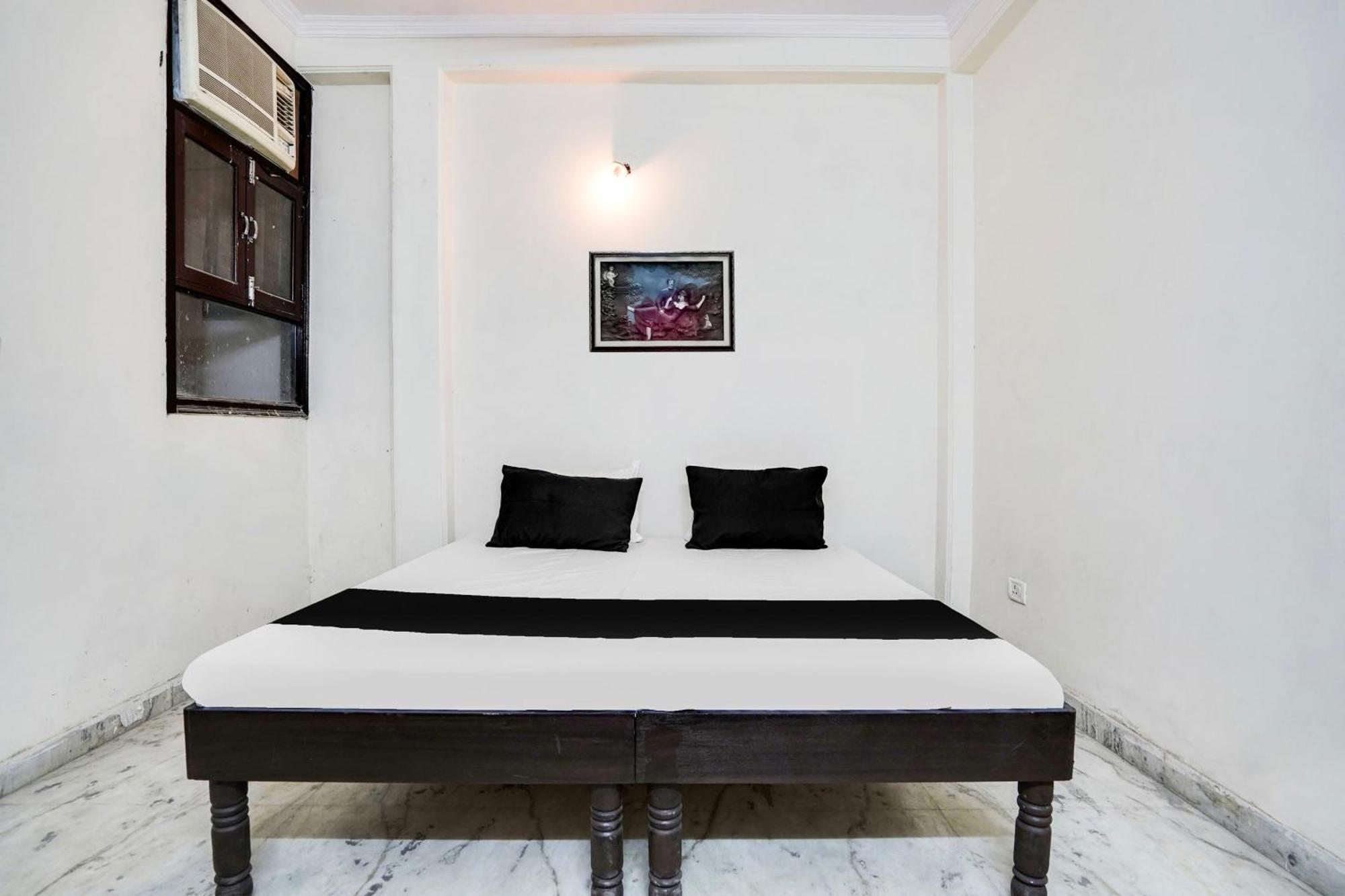 Hotel O Vishnu House New Delhi
